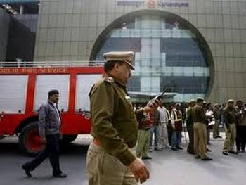 delhi metro station